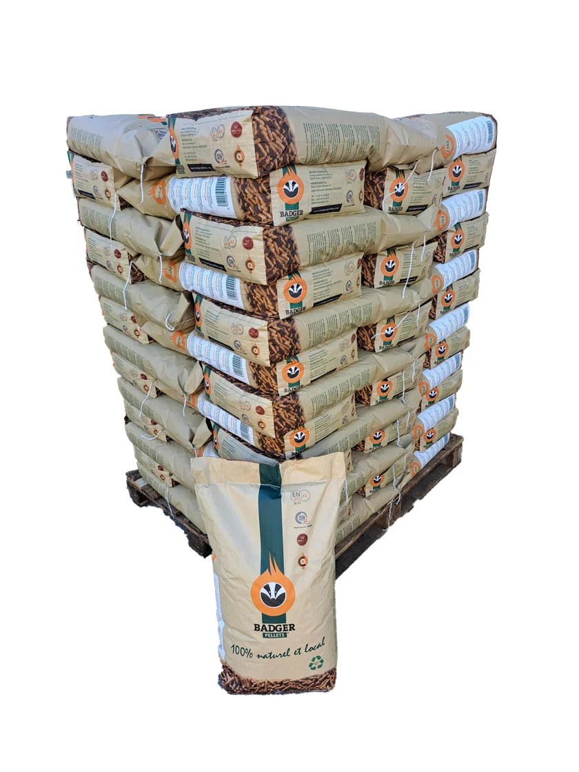 PalletteBadger-1.jpg-1.webp Granulés de bois BADGER – Palette de 65 sacs de 15 kg – Image 1